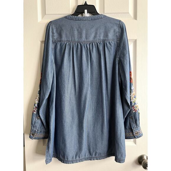 SUNDANCE Kenza Floral Cross Stitch Embroidered Chambray Striped Tunic Blouse L - Picture 7 of 12